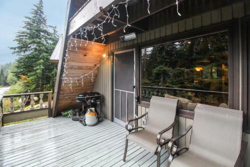 Hyak Duplex Cabin