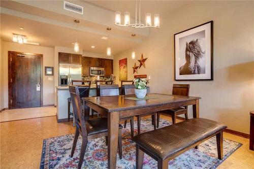 Howelsen Place - H307a