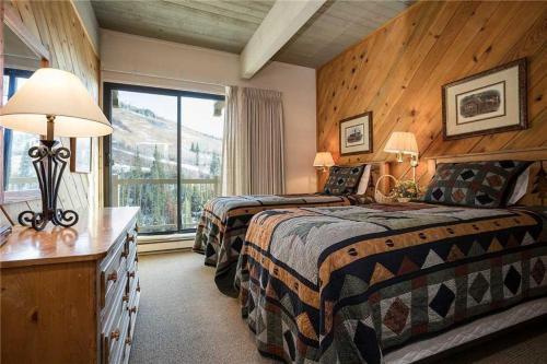 Storm Meadows Club B Condominiums - Cb319