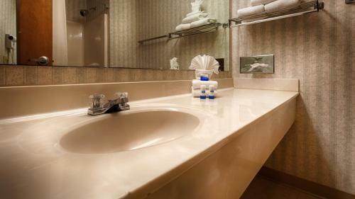 Hotel Baymont By Wyndham Groton/mystic