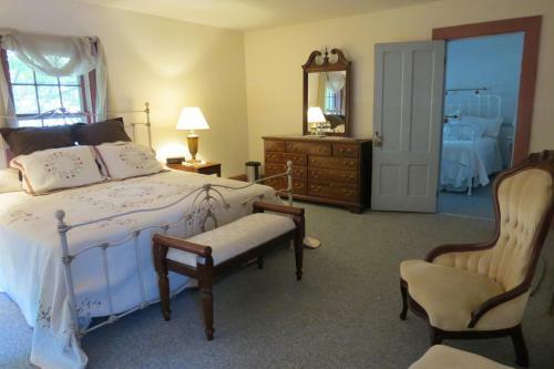 Timber Post Bed & Breakfast