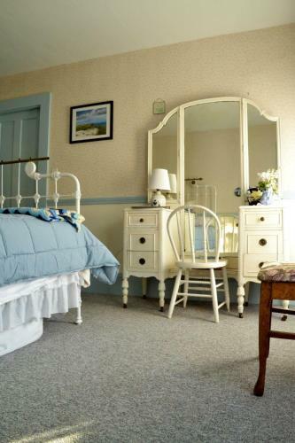 Timber Post Bed & Breakfast
