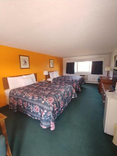 Hotel Amerivu Inn - New Hampton
