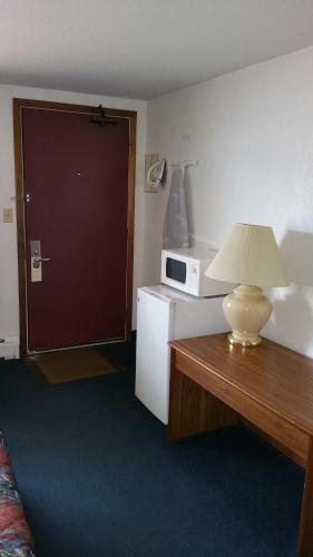 Hotel Amerivu Inn - New Hampton