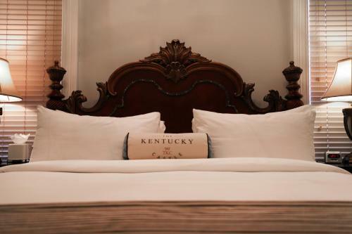 Hotel Kentucky Castle