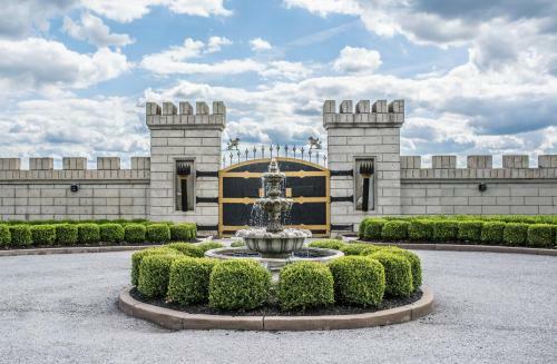 Hotel Kentucky Castle