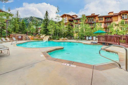 Eagle Springs East 107: Lady Fern Suite