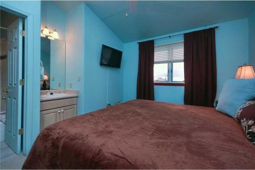 Iron Oak Duplex I