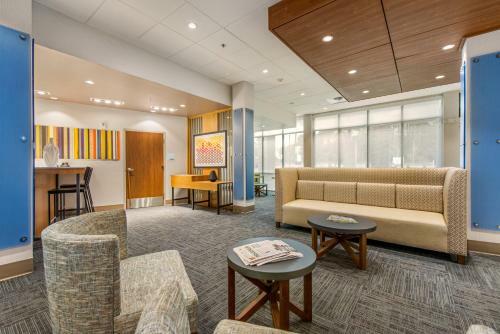 Hotel Holiday Inn Express & Suites - Carrollton West