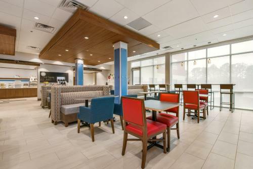 Hotel Holiday Inn Express & Suites - Carrollton West