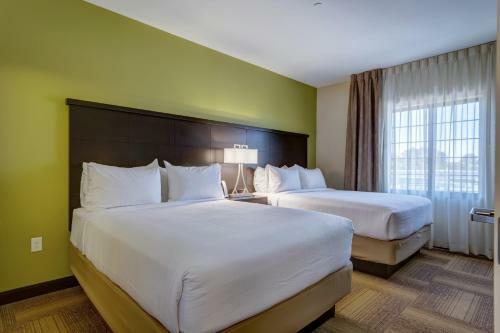 Hotel Staybridge Suites St. Louis-westport
