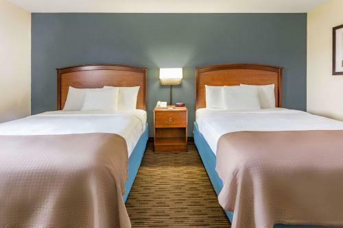 Hotel Americinn By Wyndham Princeton Mn