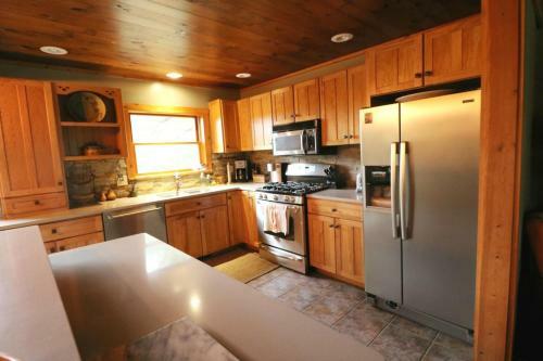 Reed Hill Cabin