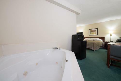 Hotel Super 8 By Wyndham Richmond