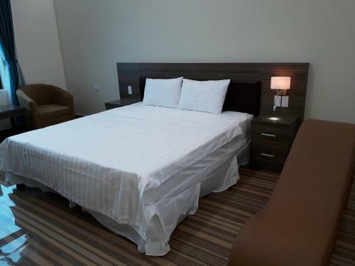 Hong Chau Sevt Hotel