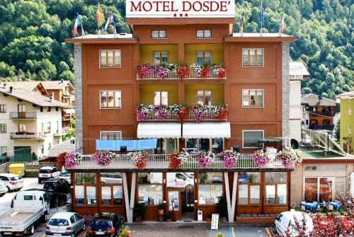 Hotel Albergo Motel Dosd�