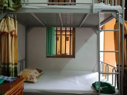 Cuc Phuong Hao Tham Homestay Hotel