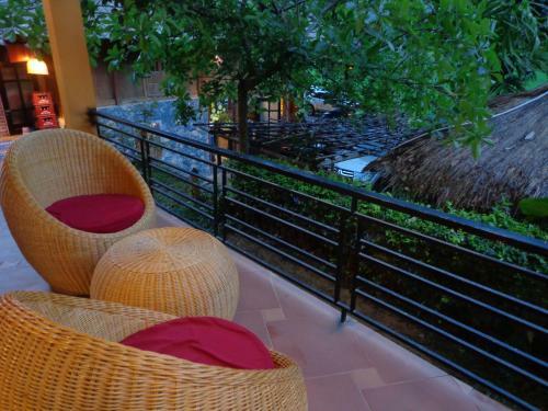 Hotel Mai Chau Sunrise Village