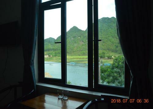 Hotel Son Doong Riverside