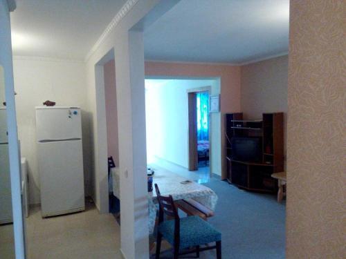 Apartamento 3-? ???????? ?? ?????,19, ?? ???? 200?