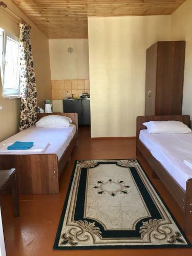 Hostal Guest House Y Morya