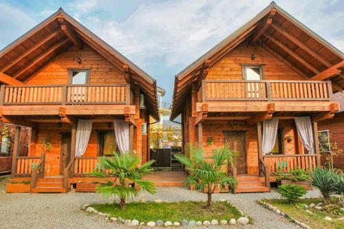 Kashtak Cottages