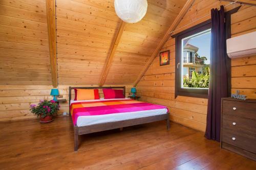 Kashtak Cottages