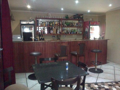 Hostal Sanloo Manor