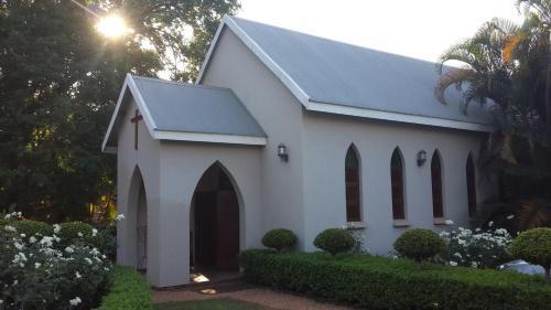 Hostal Sanloo Manor