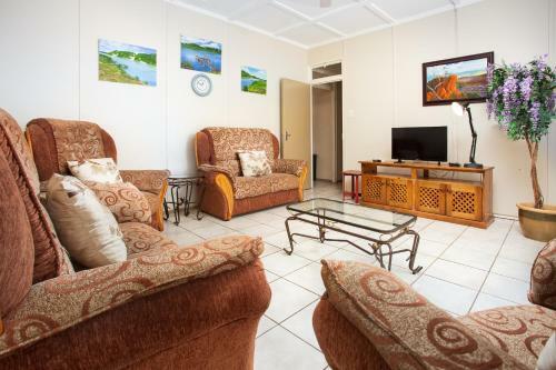 Hostal Sunrose Group Of Guesthouses