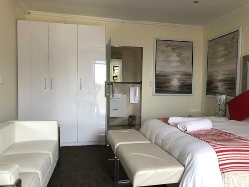 Coral Beach Bed & Breakfast