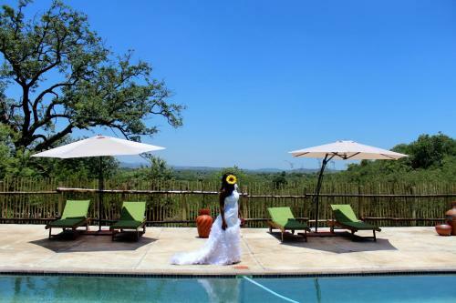 Nahakwe Lodge