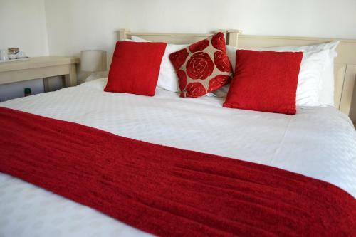 Hostal 96 On Bree Guesthouse
