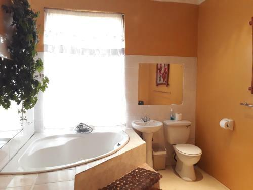 Hostal The Guest House Standerton