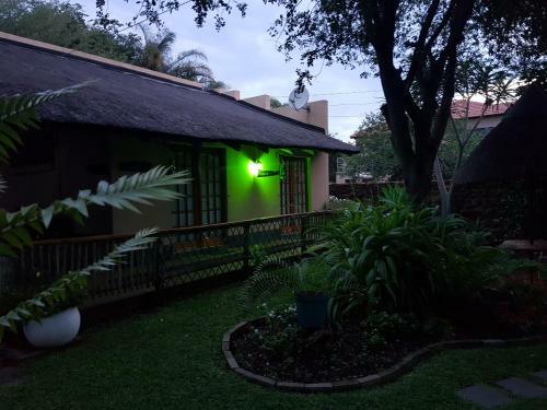 Hostal El Shadai Guest House