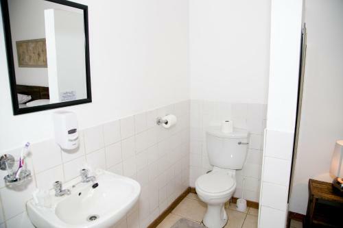 Hostal El Shadai Guest House