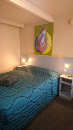 Sunflower Motel
