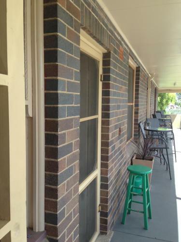 Hostal Walcha Royal Cafe & Accommodation