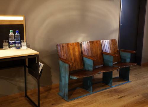 Hotel Cinema 8