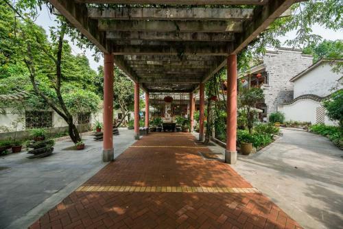 Hostal Floral Hotel � Homy Home Dujiangyan
