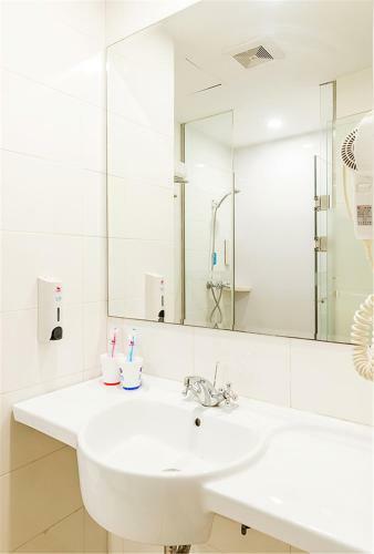 Hanting Hotel Yancheng Dongtai Railway Station
