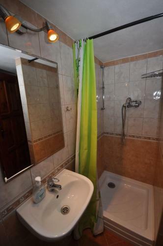 Holiday Home Mrklov/riesengebirge 2468