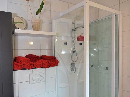 Cozy Holiday Home In Laisa With Private Terrace
