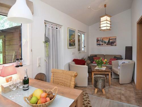 Cozy Holiday Home In Laisa With Private Terrace