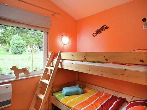 Cozy Holiday Home In Laisa With Private Terrace