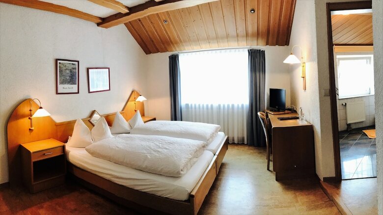 Hostal Gasthof Zum See