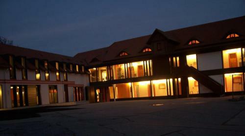 Hotel G�steh�user St. Marienthal