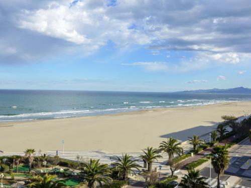Apartment Milos