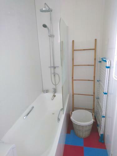 Apartamento Appartement Avec Jardin Cancale Centre