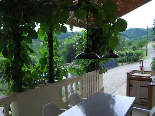 Charming Holiday Home In Etables With Swimming Pool